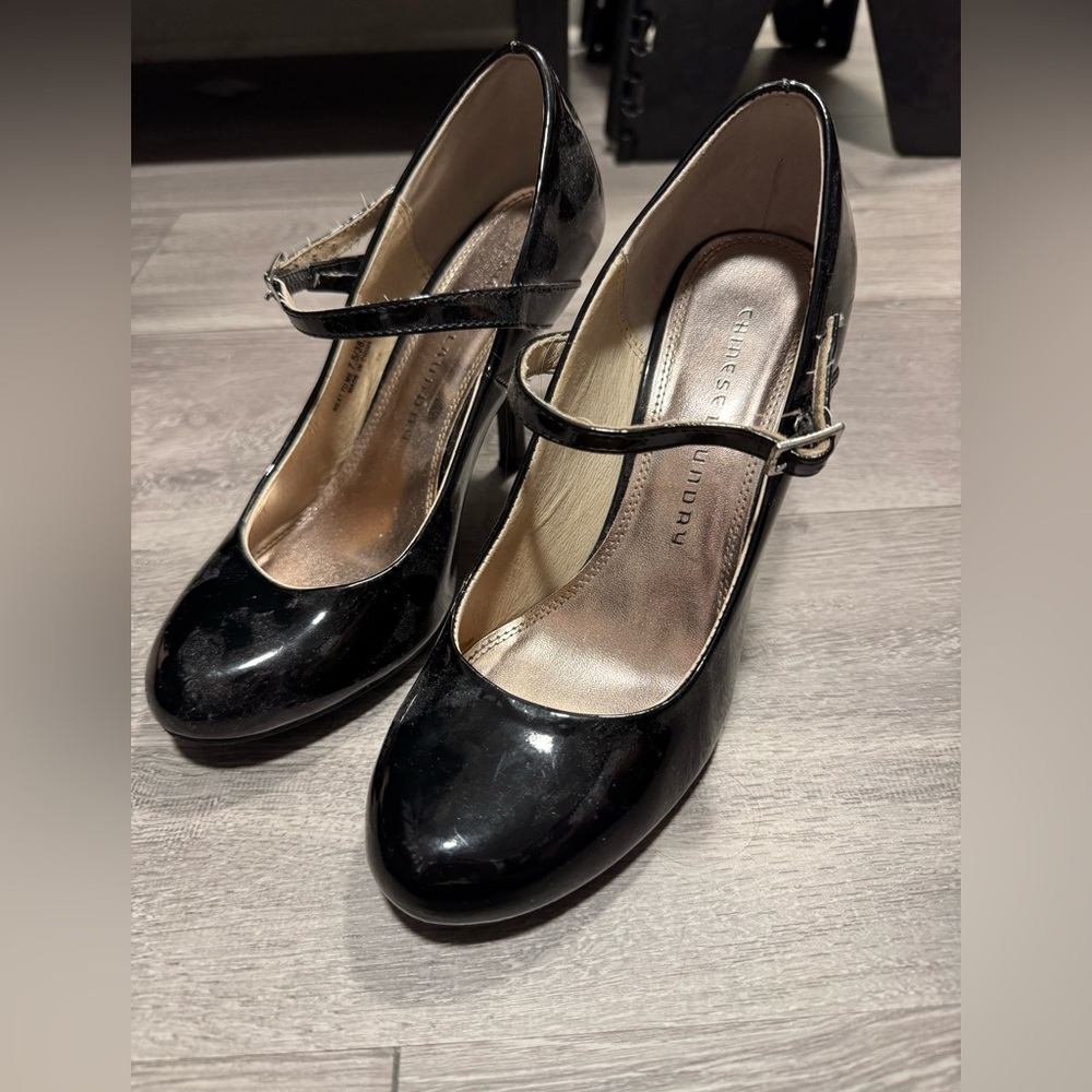 Chinese Laundry Black Heels